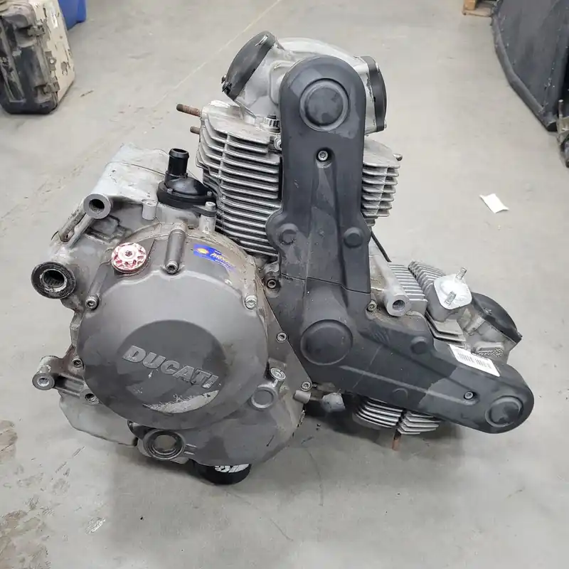 Achetez Aujourd’hui complete half-crankcases pair